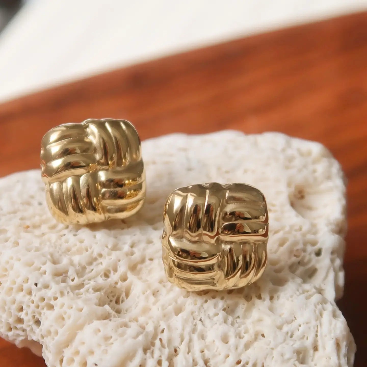 Luella Textured Knot Stud Earring