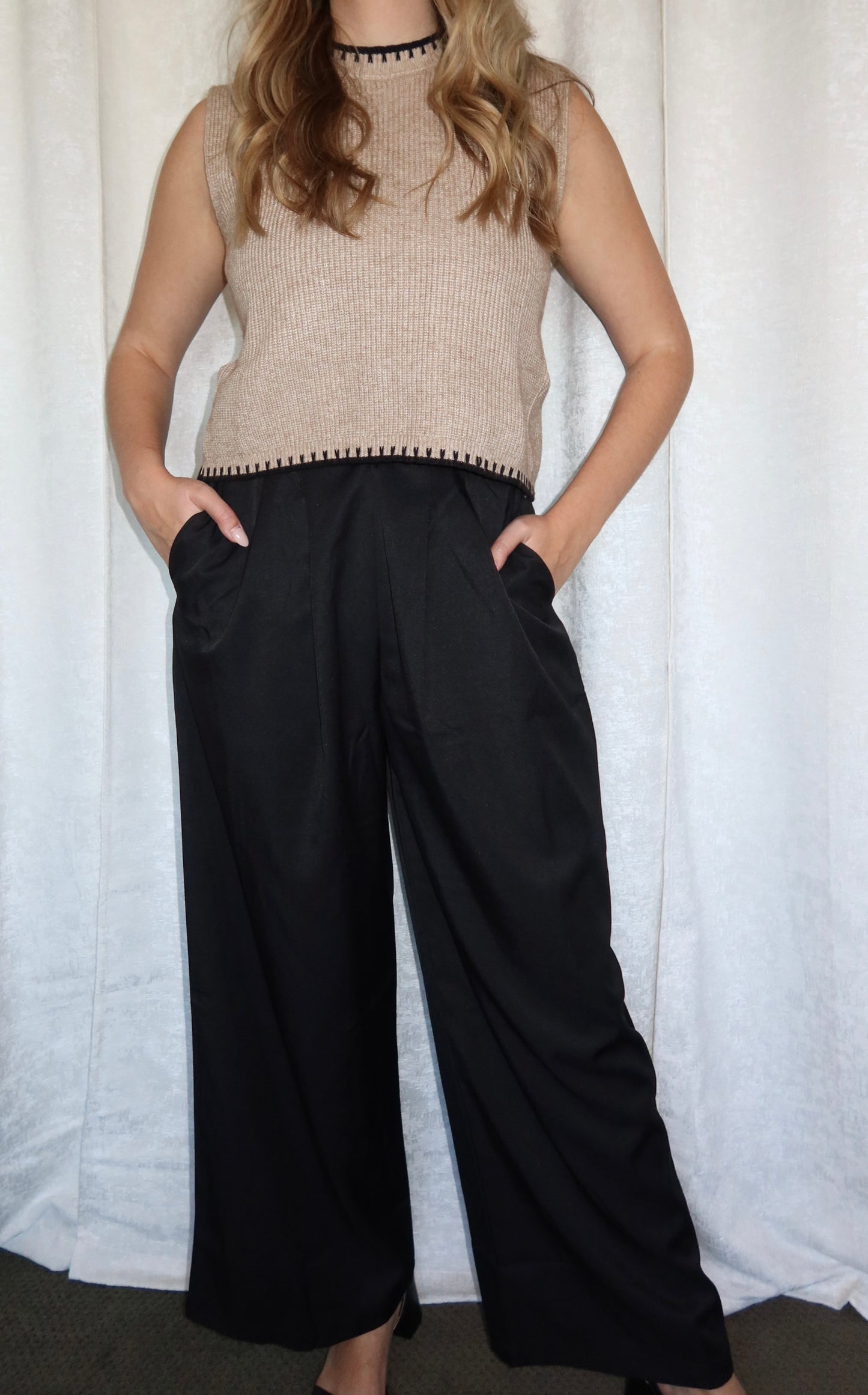 Bea Pleated Wide-Leg Tailored Trousers
